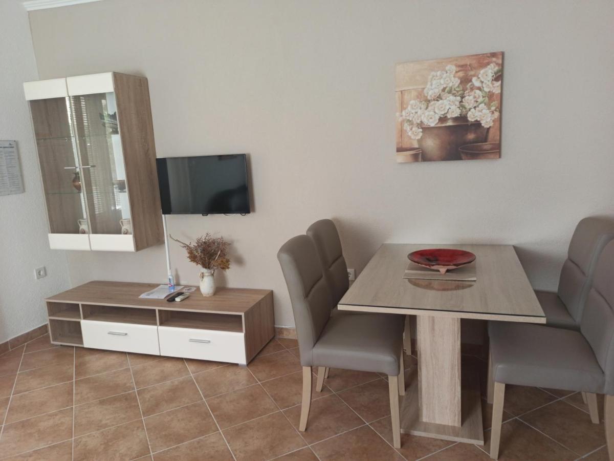 Apartmani Vesna 크르크 외부 사진