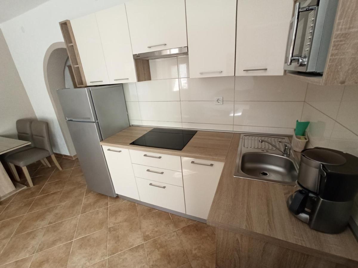 Apartmani Vesna 크르크 외부 사진