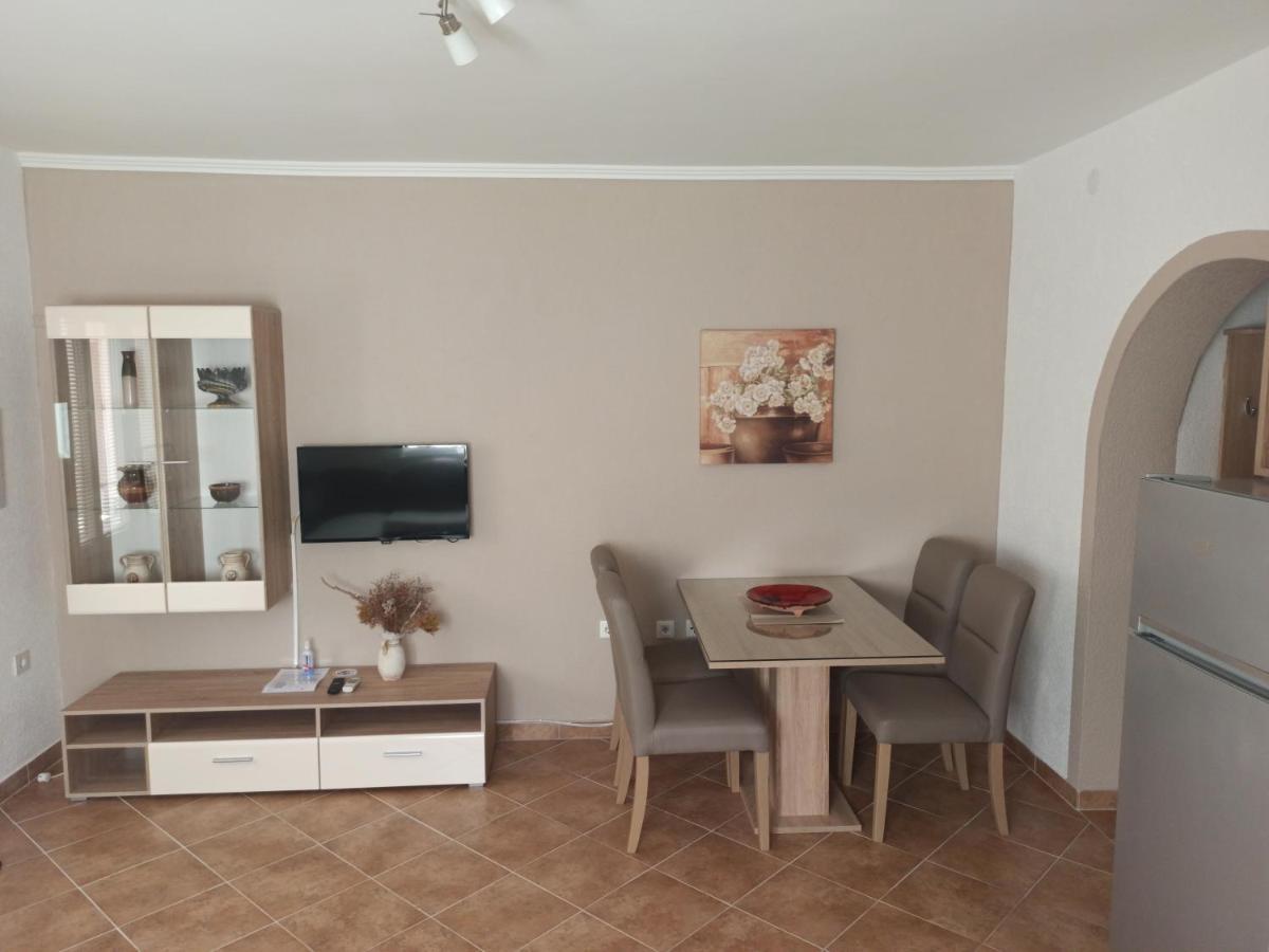 Apartmani Vesna 크르크 외부 사진